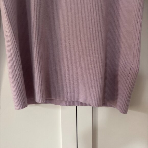 J.CREW stretch ribbed merino wool lavender sweater (size S) - Picture 5 of 9